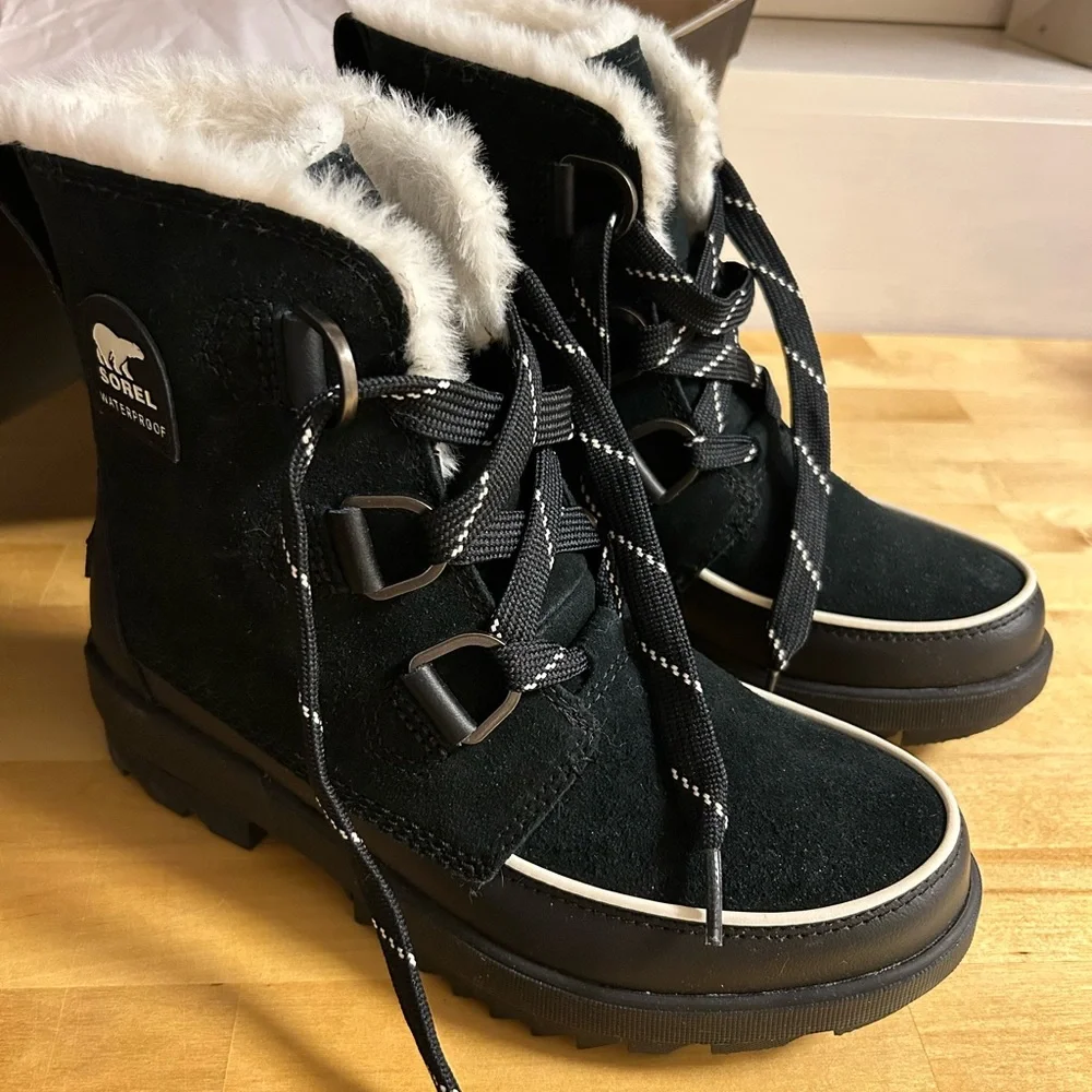 Sorel Women's Tivoli IV Waterproof Winter Boots - Picture 1 of 5